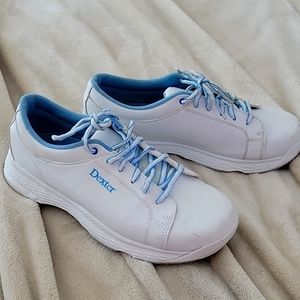 Women's bowling shoes